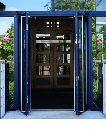 Automatic Doors Devon Automatic Doors Plymouth automated door repairs automated door maintenance contracts 5 star door maintenance